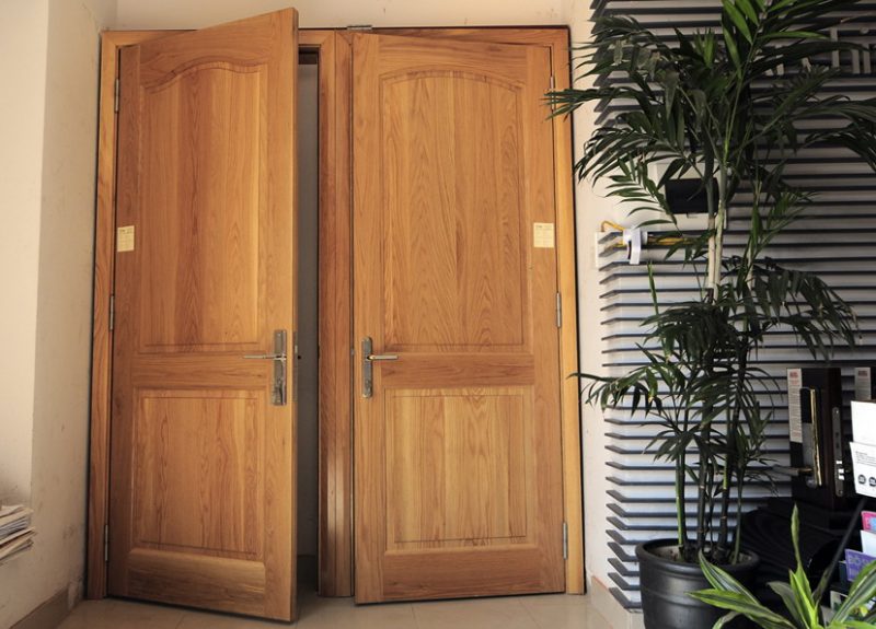 Top 3 dòng cửa gỗ tự nhiên bán chạy nhất năm 2019